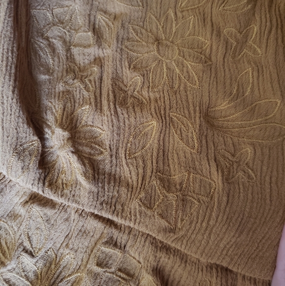 Yellow romper - Picture 2 of 2